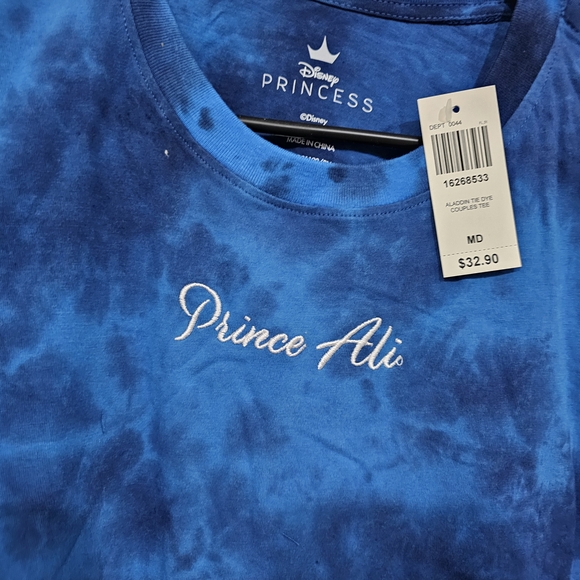 Aladdin Couples Tee Mens Medium Prince Ali Kiss Disney Boxlunch Exclusive New - Picture 5 of 10